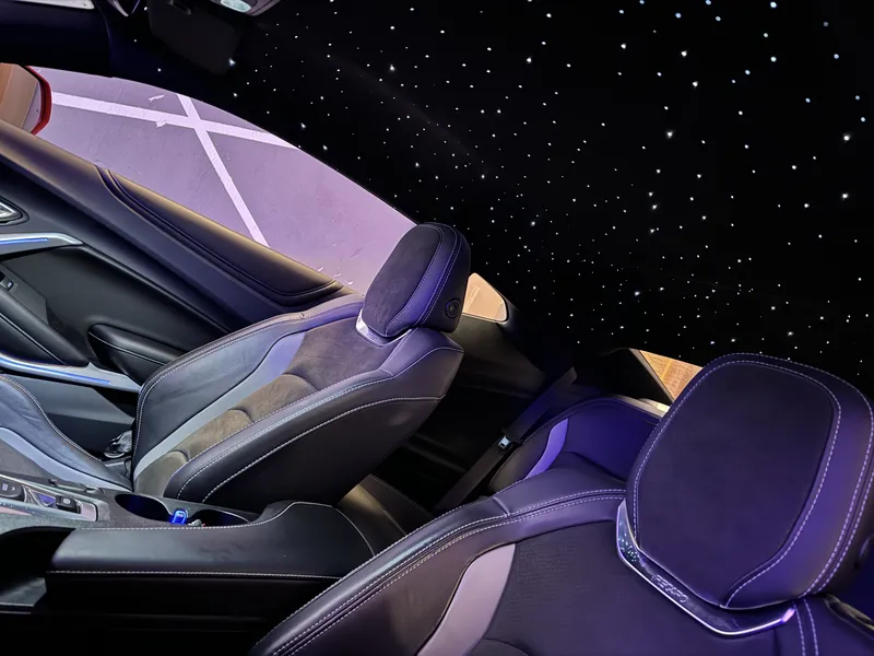 Chevrolet Corvette: Sternenhimmel – Innenraum- und Detailansicht 1