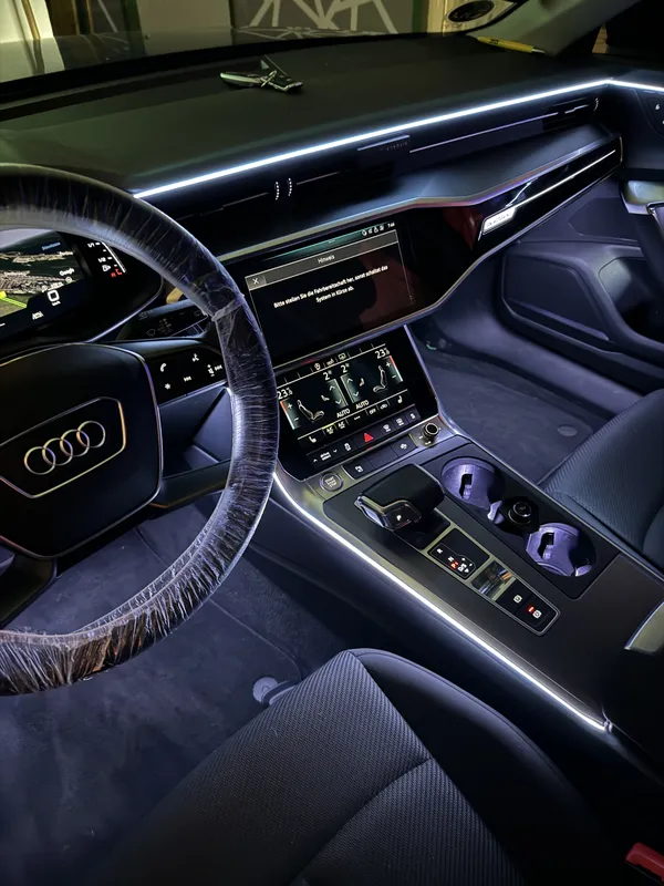 Audi A6 C8: Ambientebeleuchtung & Sternenhimmel – Innenraum- und Detailansicht 7