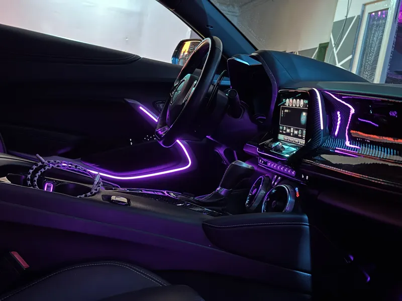 Chevrolet Camaro: Ambientebeleuchtung & Sternenhimmel – Innenraum- und Detailansicht 4