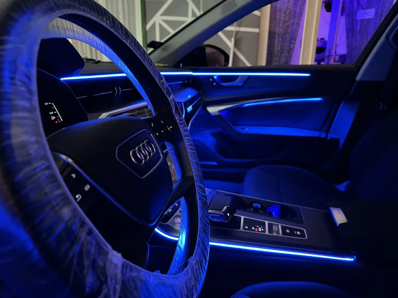 Audi A6 C8: Ambientebeleuchtung & Sternenhimmel – Innenraum- und Detailansicht 5