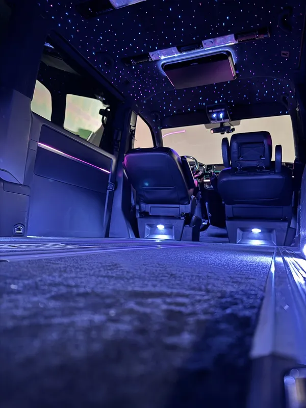 Volkswagen T6: Ambientebeleuchtung & Sternenhimmel – Innenraum- und Detailansicht 3