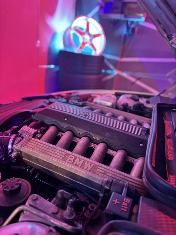 BMW 8er – Fahrzeugdetail 4