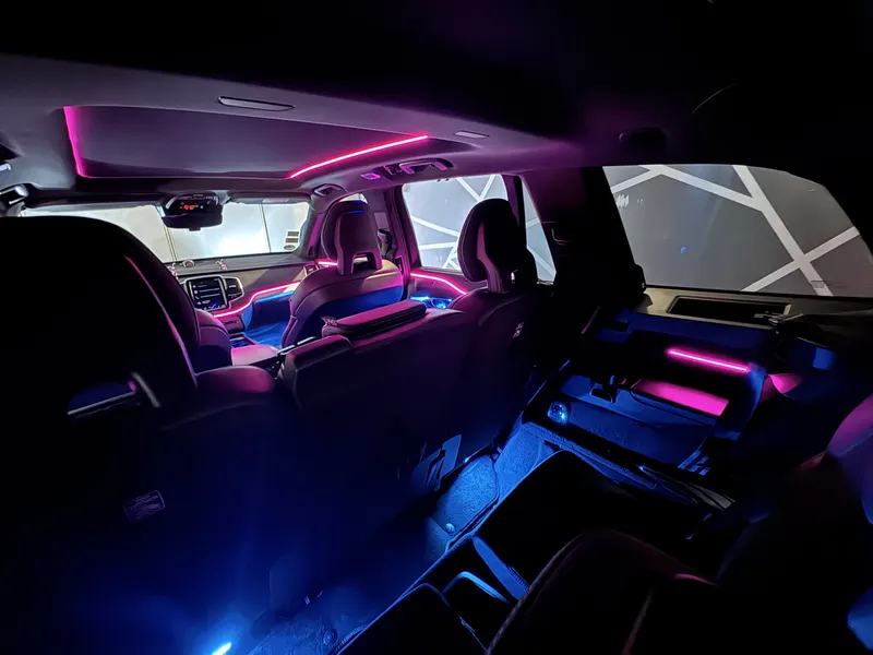 Volvo XC90: Ambientebeleuchtung – Innenraum- und Detailansicht 6
