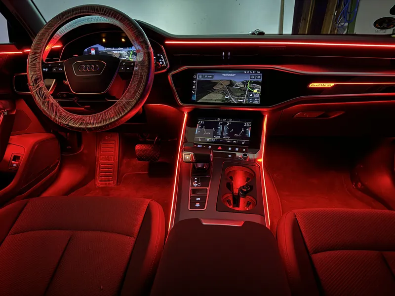 Audi A6 C8: Ambientebeleuchtung & Sternenhimmel – Innenraum- und Detailansicht 6
