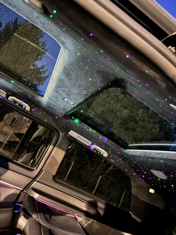 Mercedes-Benz V-Klasse: Ambientebeleuchtung & Sternenhimmel – Innenraum- und Detailansicht 1