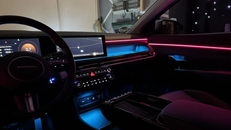 Hyundai Tucson: Ambientebeleuchtung – Innenraum- und Detailansicht 4