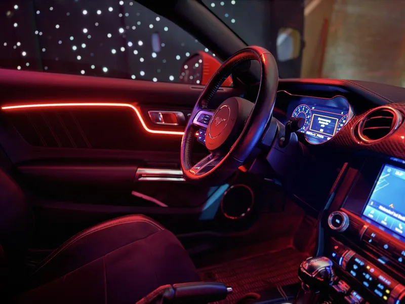 Ford Mustang: Ambientebeleuchtung – Innenraum- und Detailansicht 6