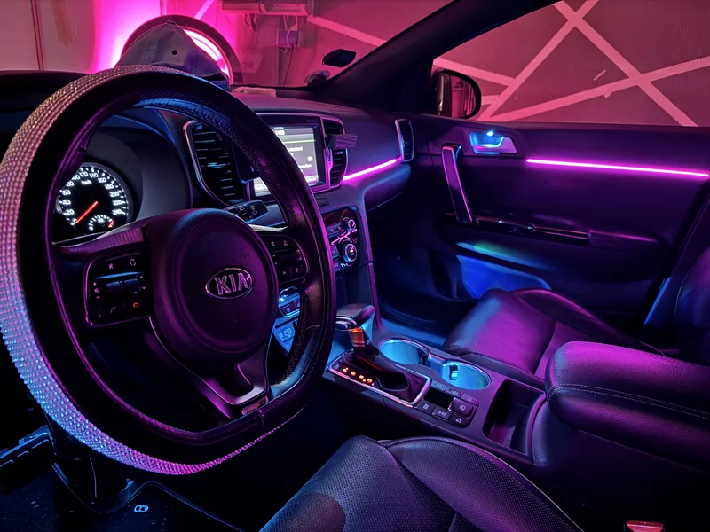 Kia Sportage: Ambientebeleuchtung & Sternenhimmel – Innenraum- und Detailansicht 3
