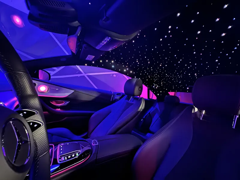 Mercedes-Benz E-Klasse: Sternenhimmel – Innenraum- und Detailansicht 6
