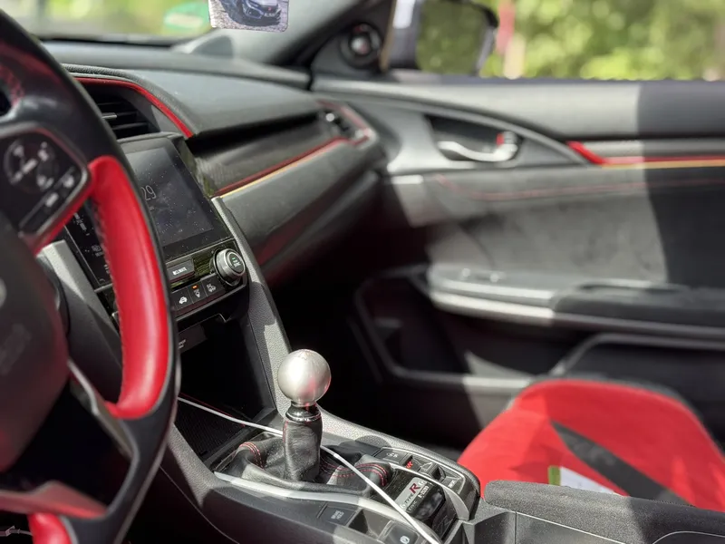 Honda Civic: Ambientebeleuchtung – Innenraum- und Detailansicht 5
